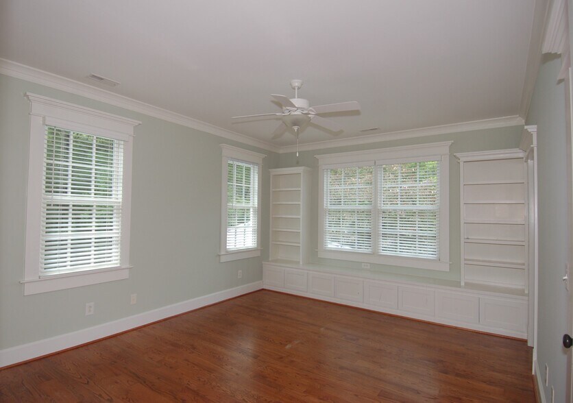 Bedroom 3 - 1020 Raindipper Dr