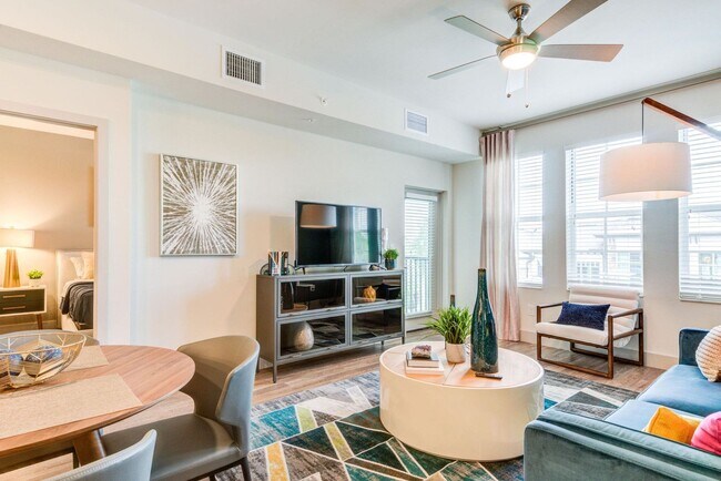 Building Photo - Vive Apartments - Studio 1 Bedroom - S1-E3...