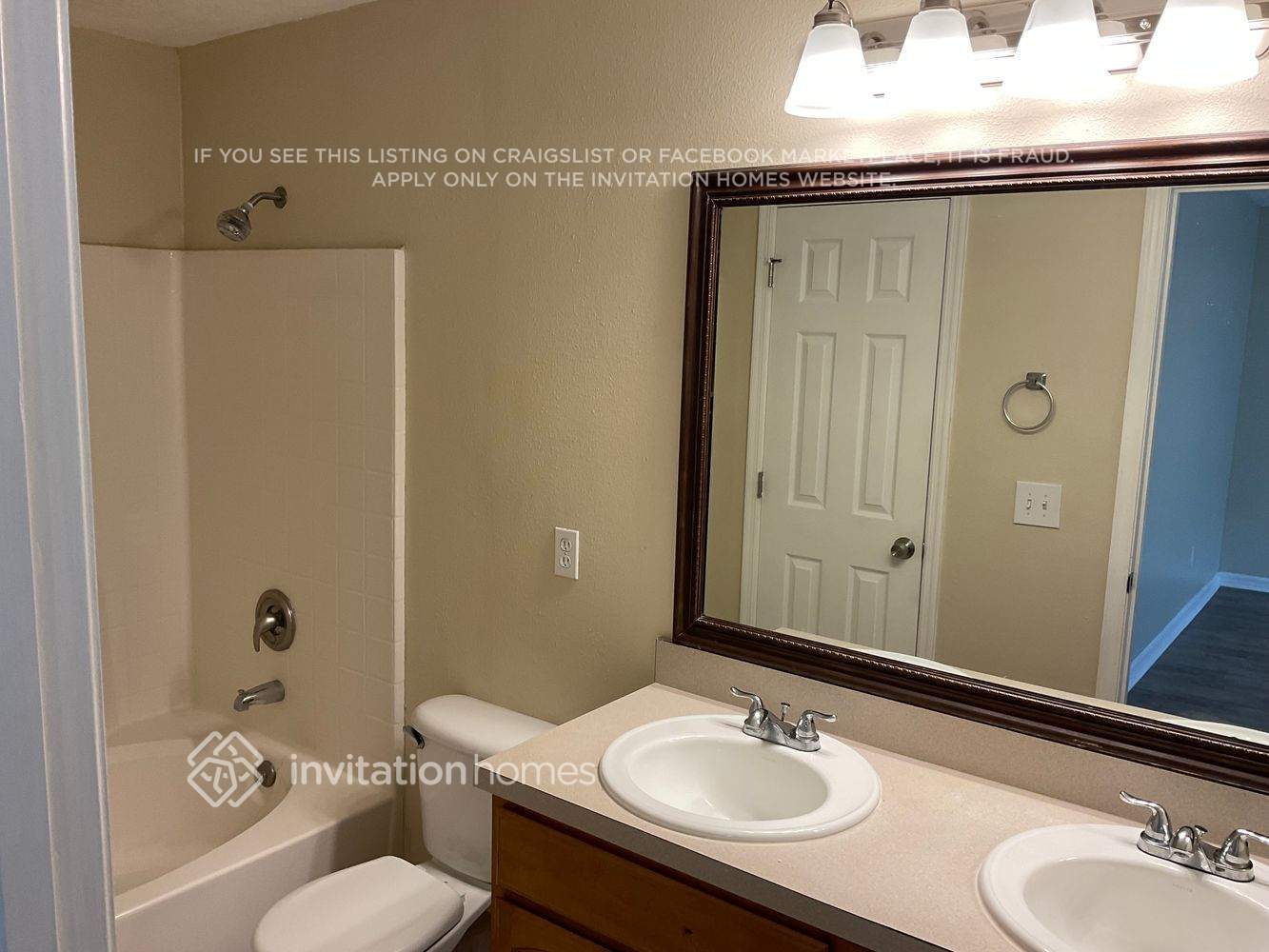 Building Photo - 1327 Aguacate Ct