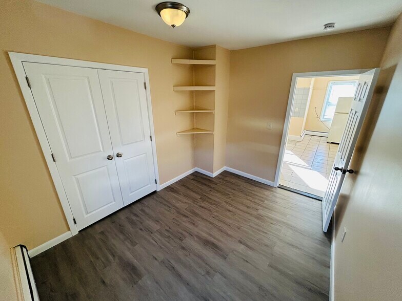 Building Photo - 25 Fallon Ave