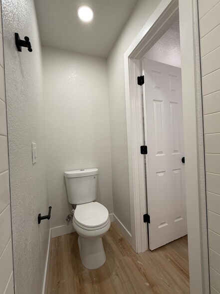 Building Photo - 5531 W Louisiana Ave