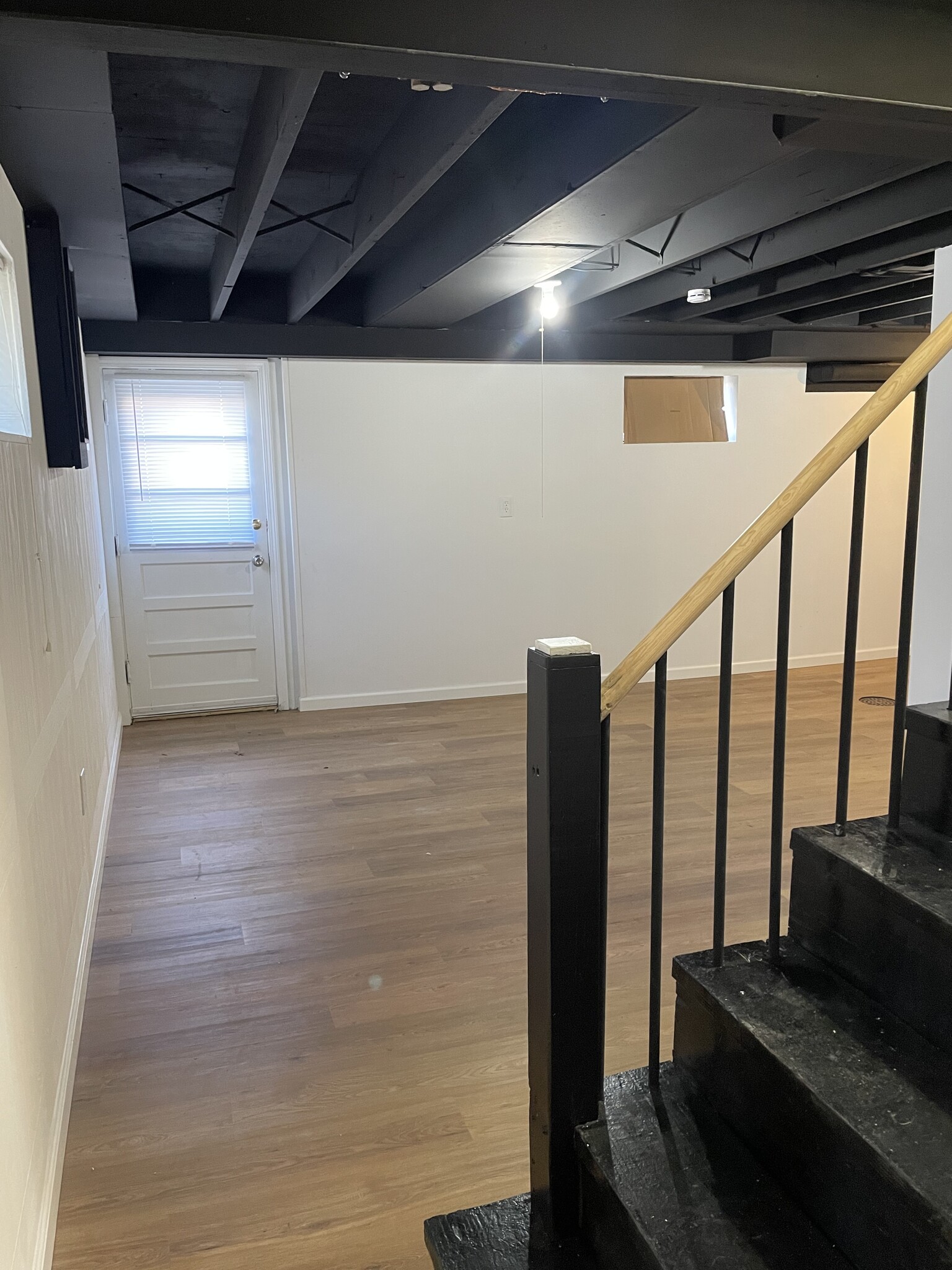 Building Photo - 1261 Mehlview Ct