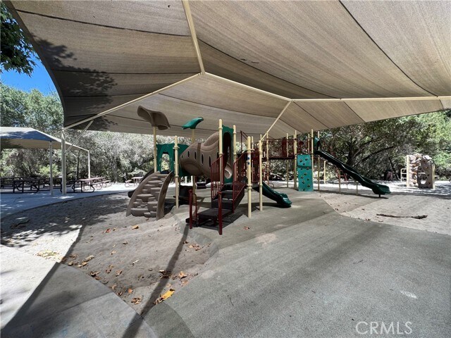 Building Photo - 7 Sagebrush