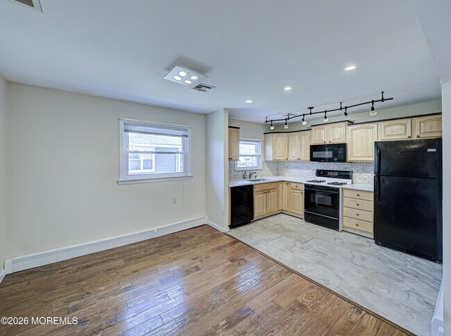 Building Photo - 59 Guadeloupe Dr