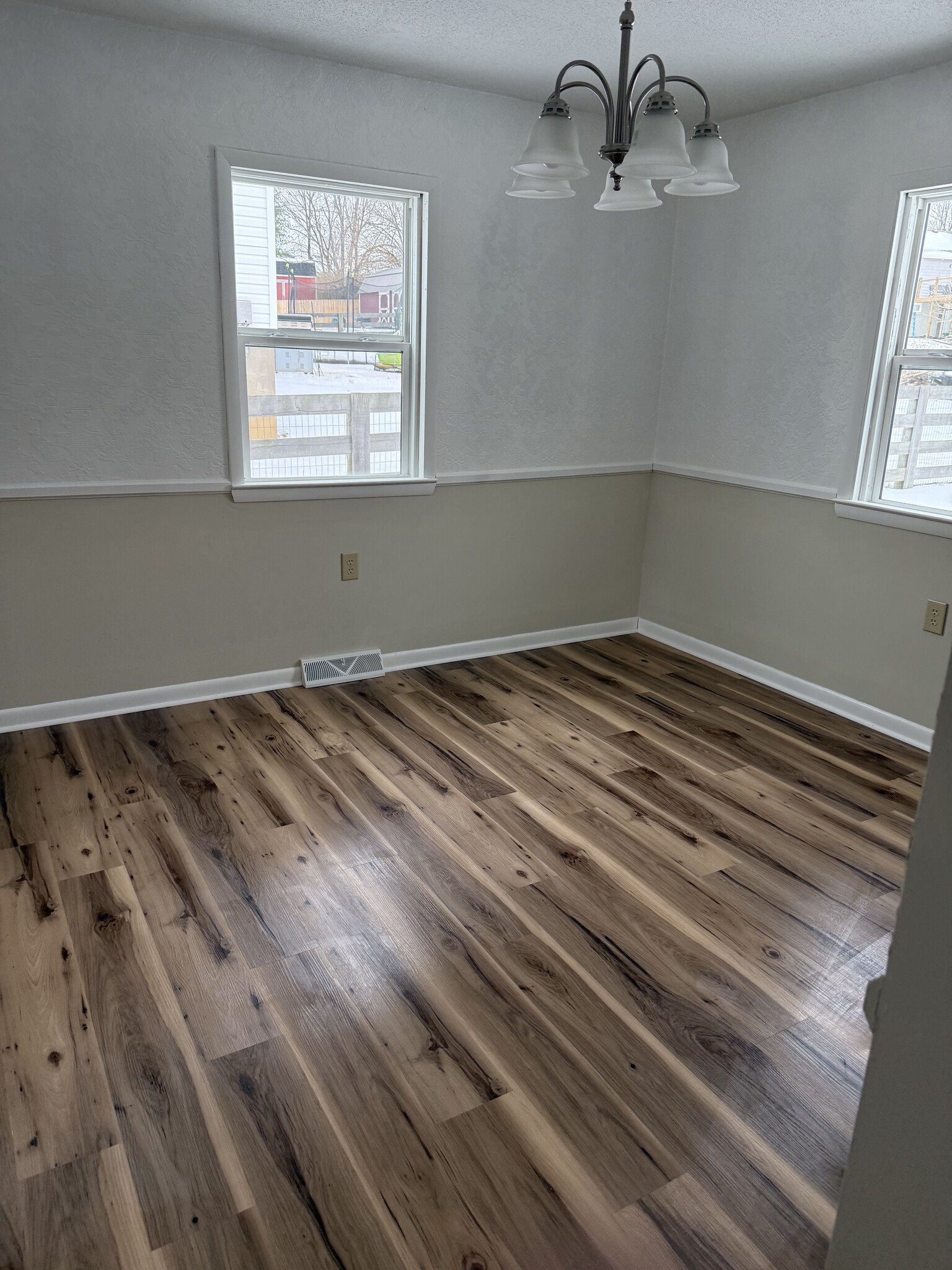 Dining Room - 225 Pleasure Dr