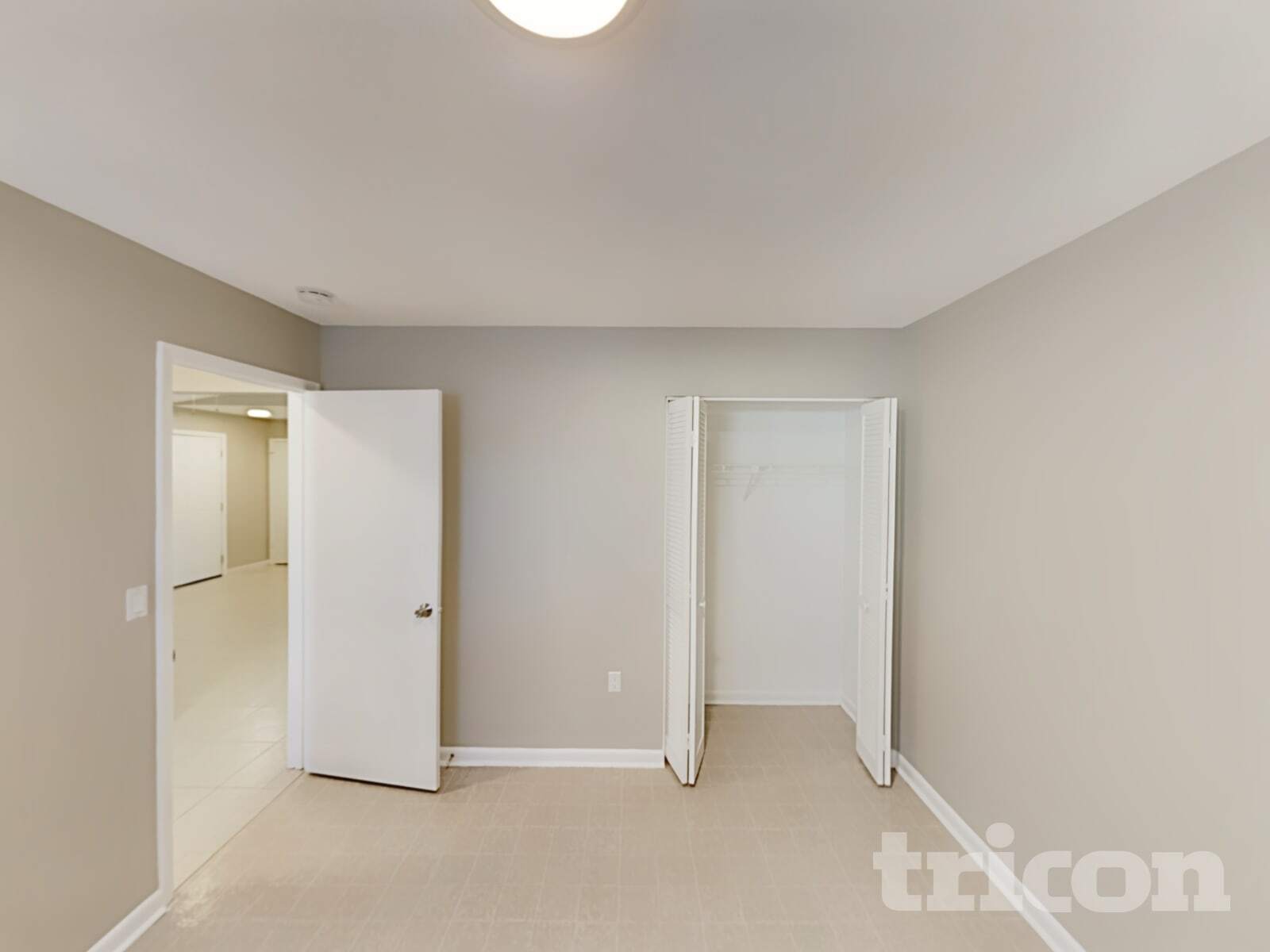 Building Photo - 4128 Sunny Land Dr