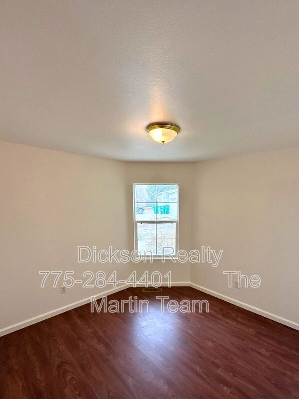 Building Photo - 8675 Crimson Sky Ct