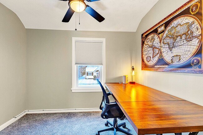 Building Photo - 3 BED 1 BATH SINGLE FAMILY HOME IN BEAUTIFUL SOUTH EUCLID