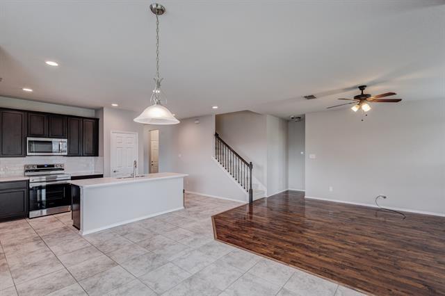 Building Photo - 5529 Las Lomas Ln