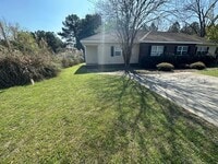 Building Photo - 801 Jessica Ln