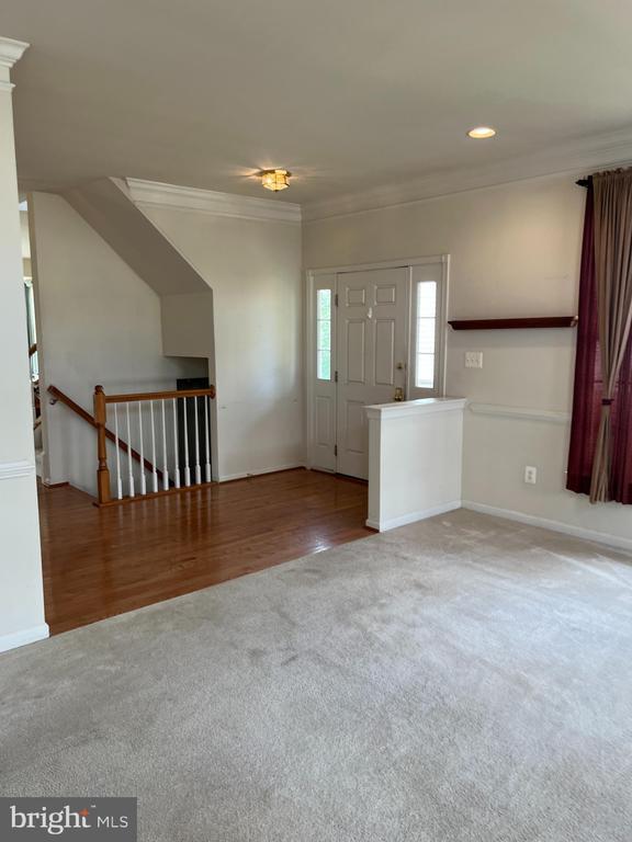 Building Photo - 22629 Upperville Heights Square