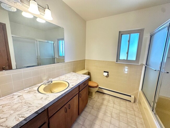 Building Photo - 745 Nyssa Dr