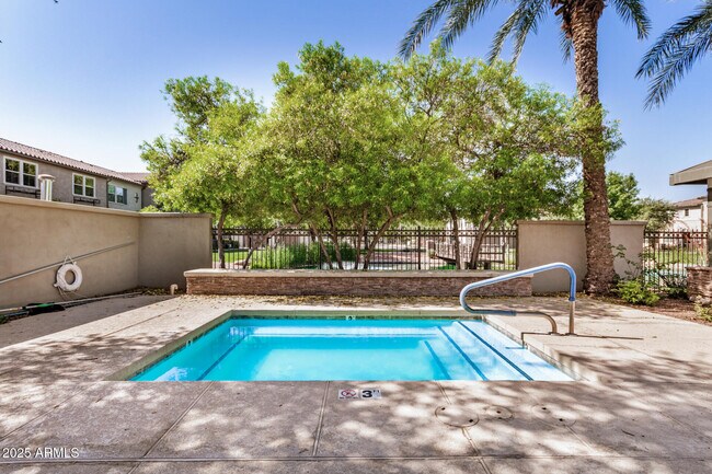 Building Photo - 2631 S Sulley Dr