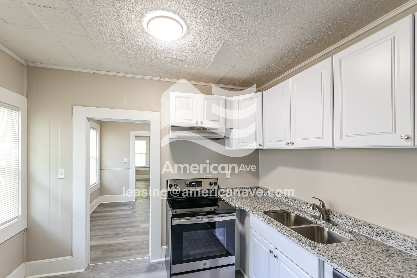 Building Photo - 7110 1st Ave S