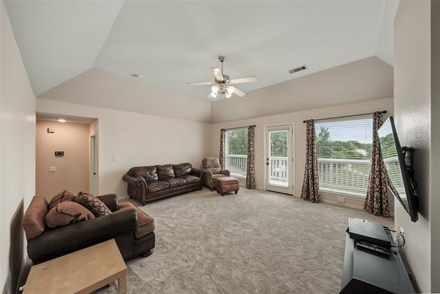 Building Photo - 1335 Bradford Dr
