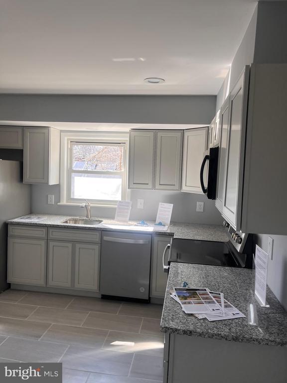 Building Photo - 9226 Limestone Pl