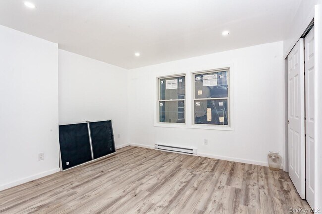 Building Photo - 300 Highland Ave