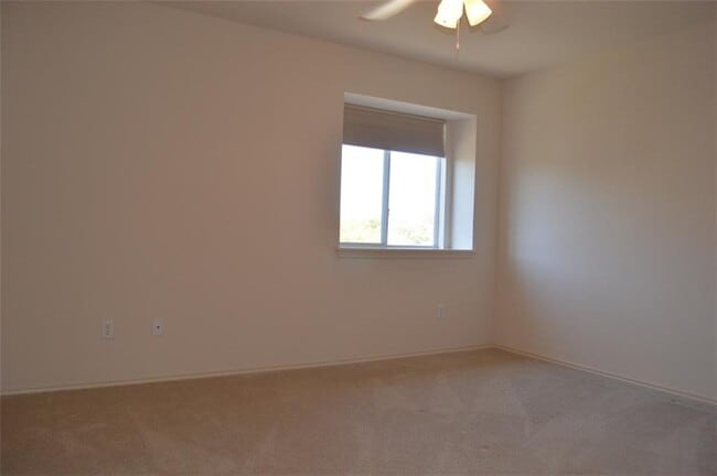 Building Photo - 8312 Minnesota Ln