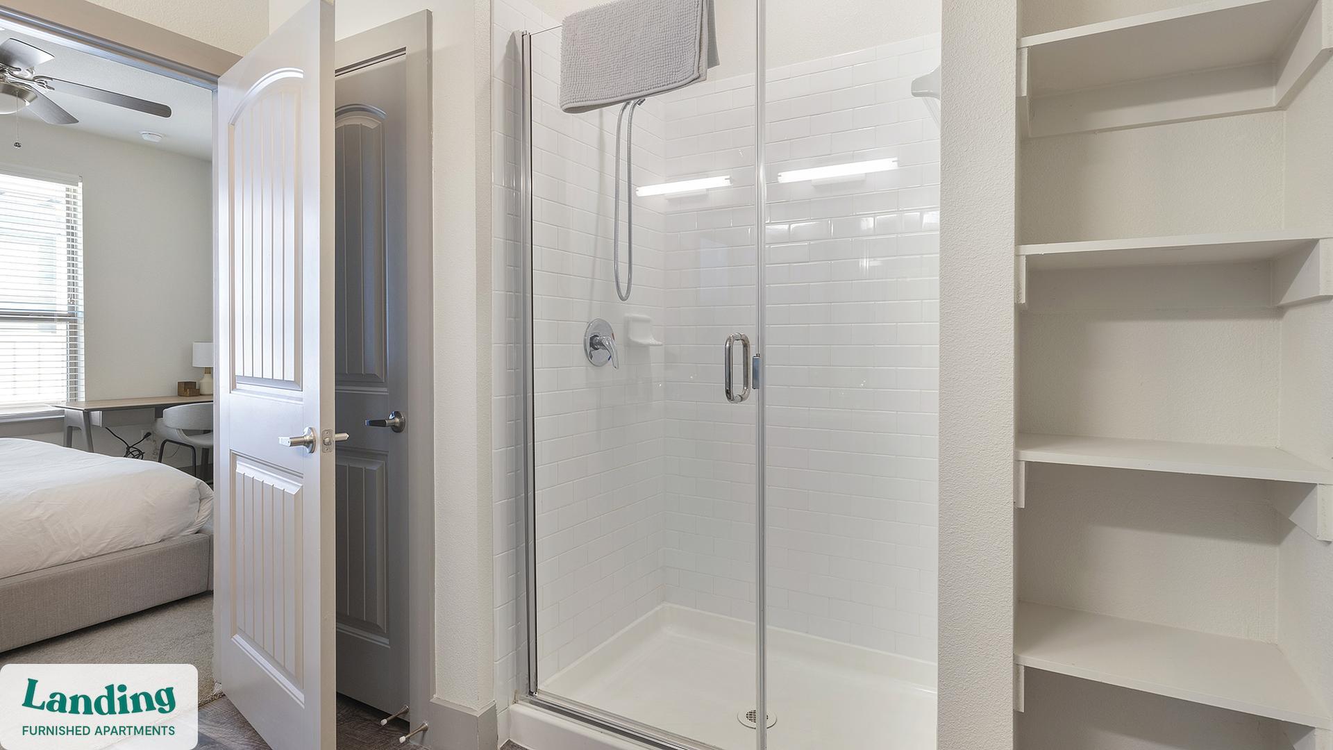 Building Photo - 12500 Shadowglen Trce