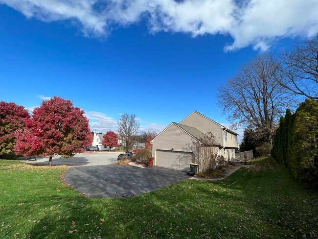 Building Photo - Available NOW 3BR HOME in Whitehall, PA!
