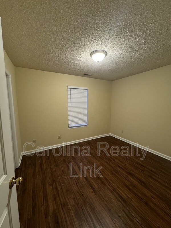 Building Photo - 1206 Eagle Rock Ln