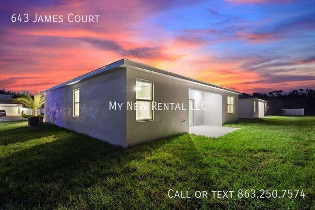 Building Photo - 643 James Ct