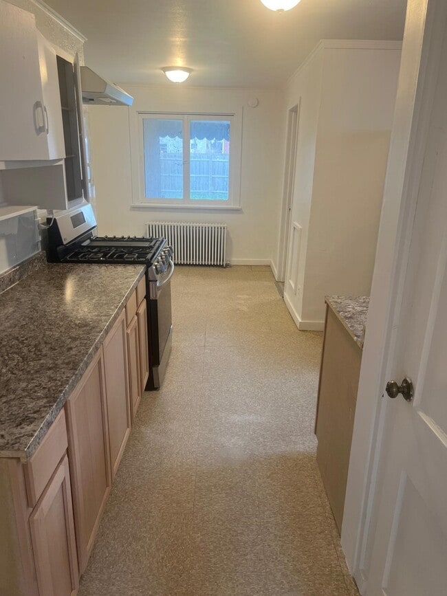 Building Photo - 5 Colorado Ave