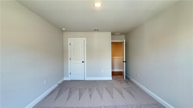 Building Photo - 709 Stickley Oak Way