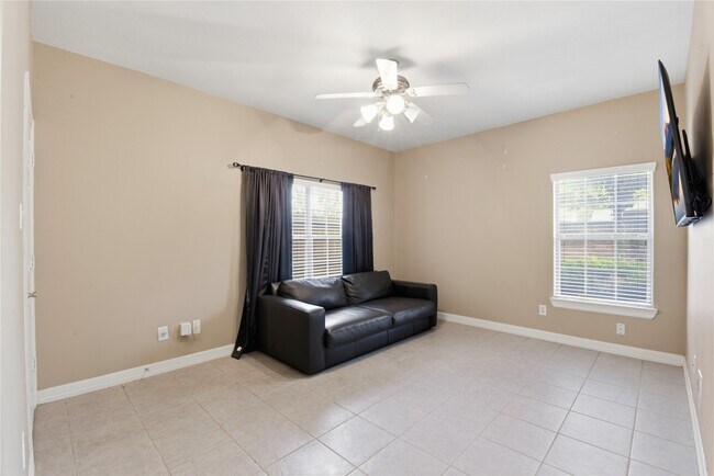 Building Photo - 7932 Stoneyway Dr