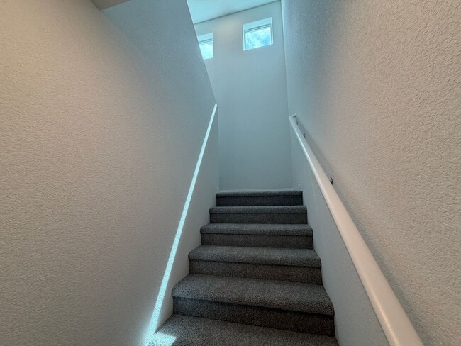 Building Photo - New Build - Never Lived In