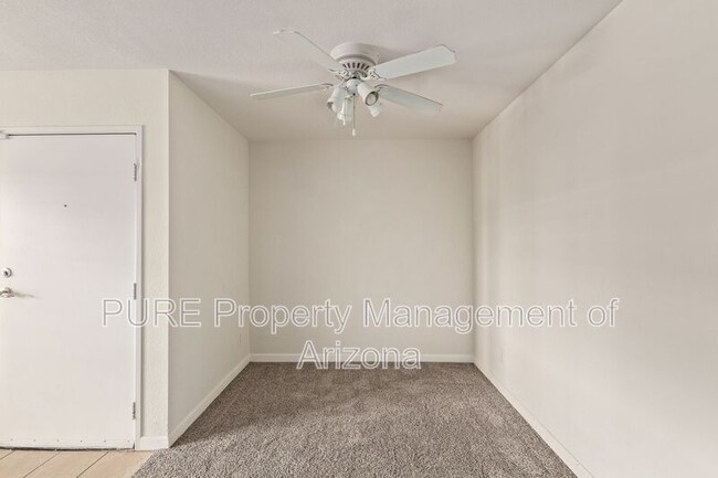 Building Photo - 5995 N 78th St