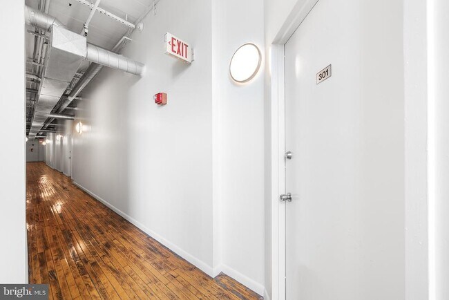 Building Photo - 314-22 N 12th St