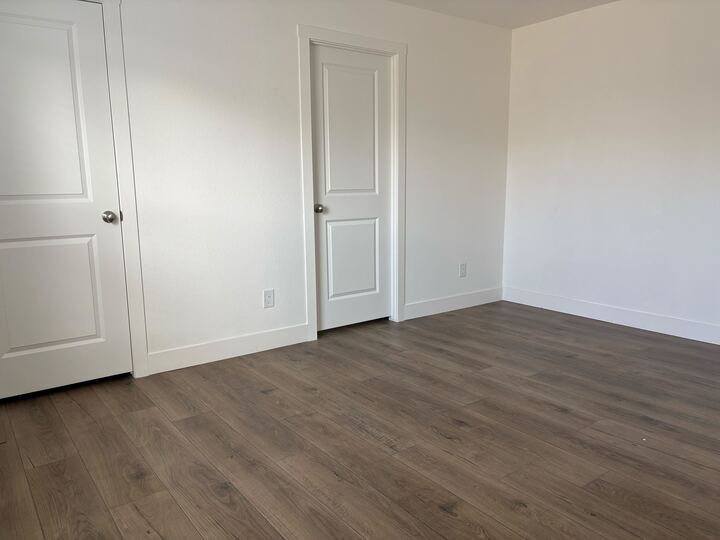 Building Photo - 2060 N Center St