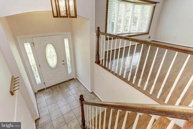 Building Photo - 11821 Charen Ln