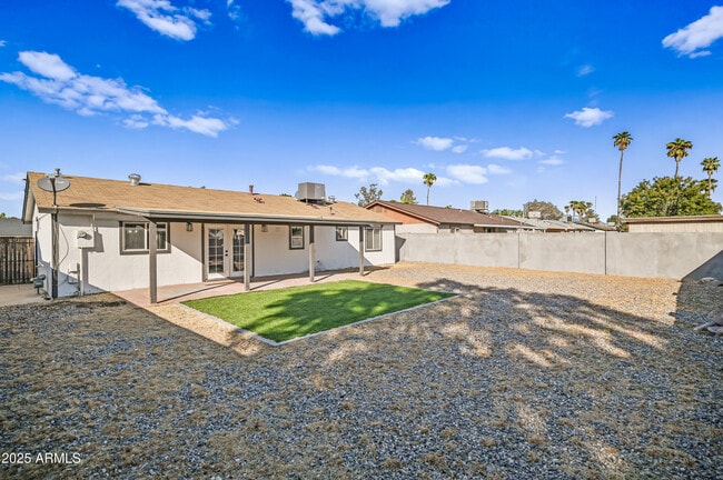 Building Photo - 3639 E Presidio Rd