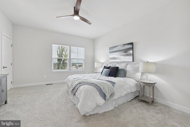 Building Photo - 46344 Mount Kellogg Ter