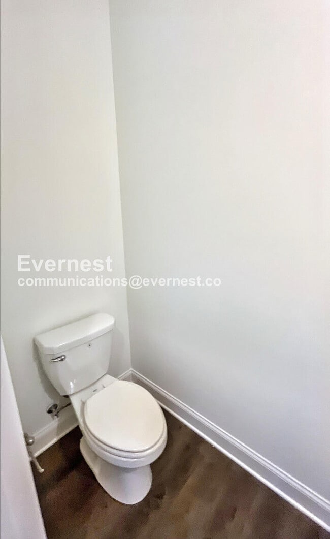 Building Photo - 1604 McBrien Rd