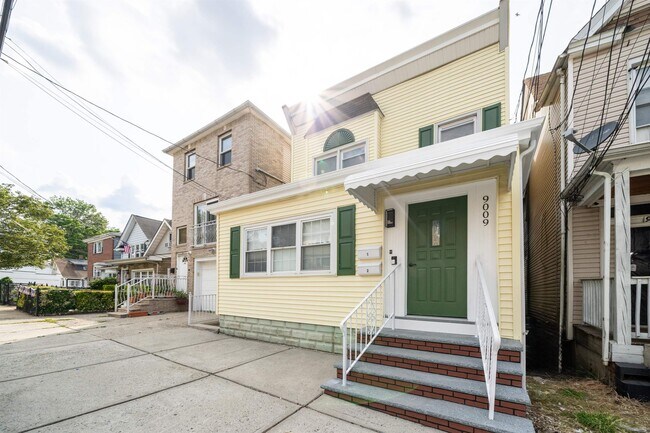 Building Photo - 9009 Durham Ave