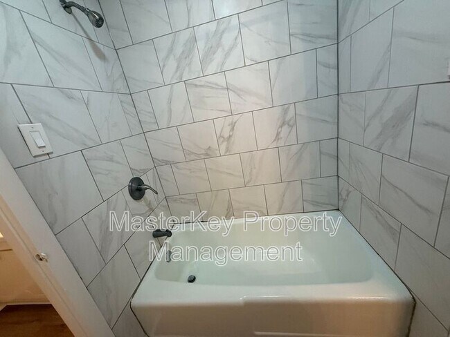 Building Photo - 1273 Teakwood Pl