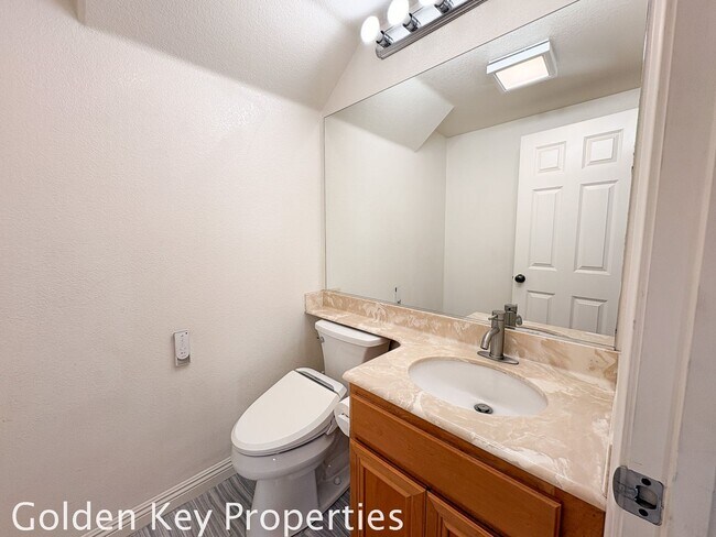 Building Photo - Welcome to this stunning home located in the desirable Rancho Carrillo neighborhood of Carlsbad!