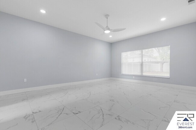 Building Photo - 45 Bruning Ln