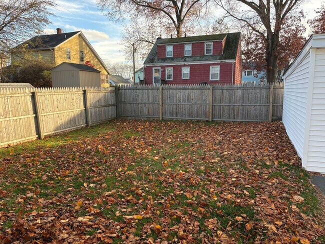 Building Photo - 39 Westphal St