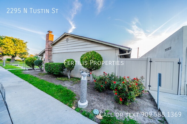 Building Photo - 2295 N Tustin St