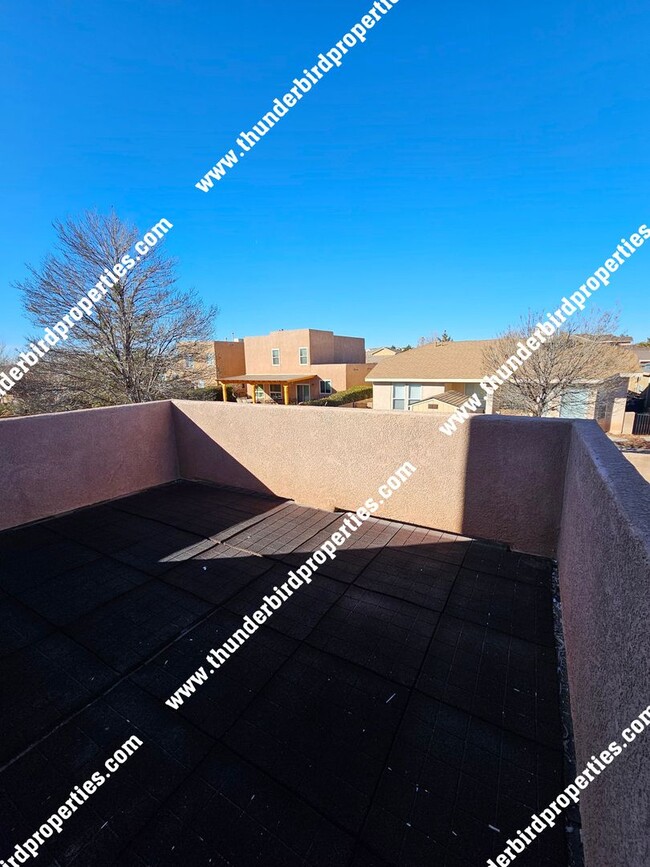 Building Photo - Great Ventana Ranch location