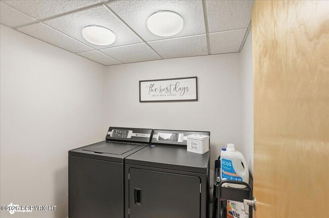 Building Photo - 2350 Cleo Ave