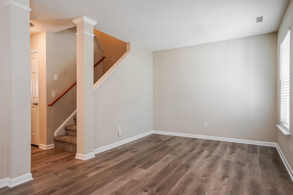 Building Photo - 3917 Apperson Dr