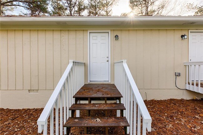 Building Photo - 4283 E Paulding Dr