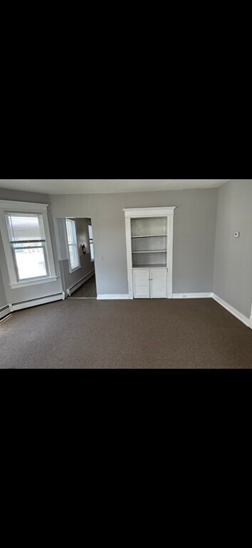 Building Photo - 24 Monroe St