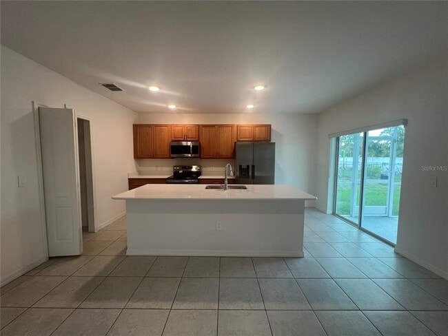 Building Photo - 1339 Maracaibo St