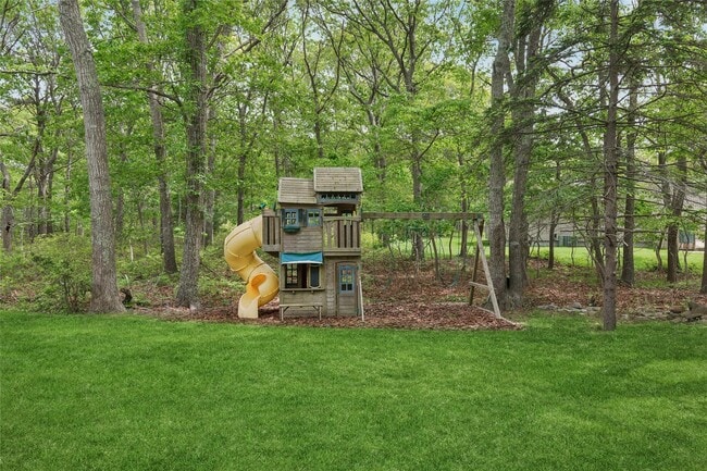 Building Photo - 18 Quail Run